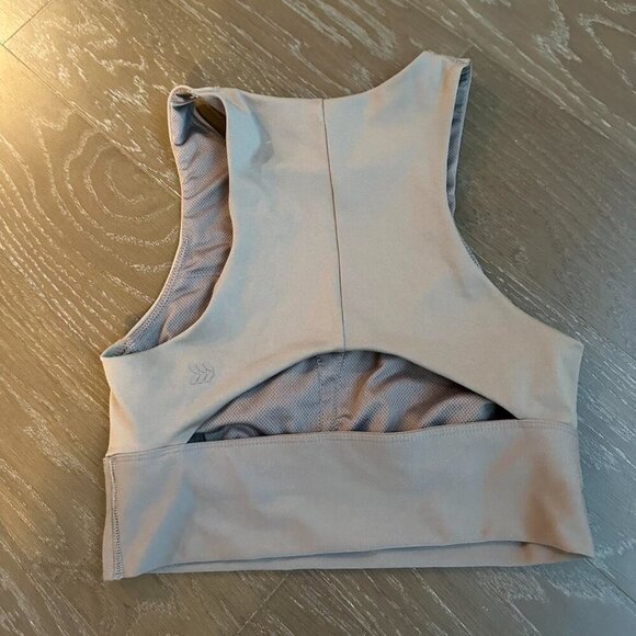 Tan Sportswear Crop Top Activewear - Picture 2 of 2